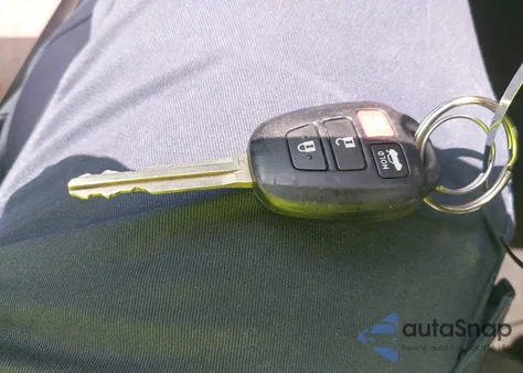 2015 Toyota Corolla S Plus from USA, damaged, VIN 2T1BURHE7FC270276